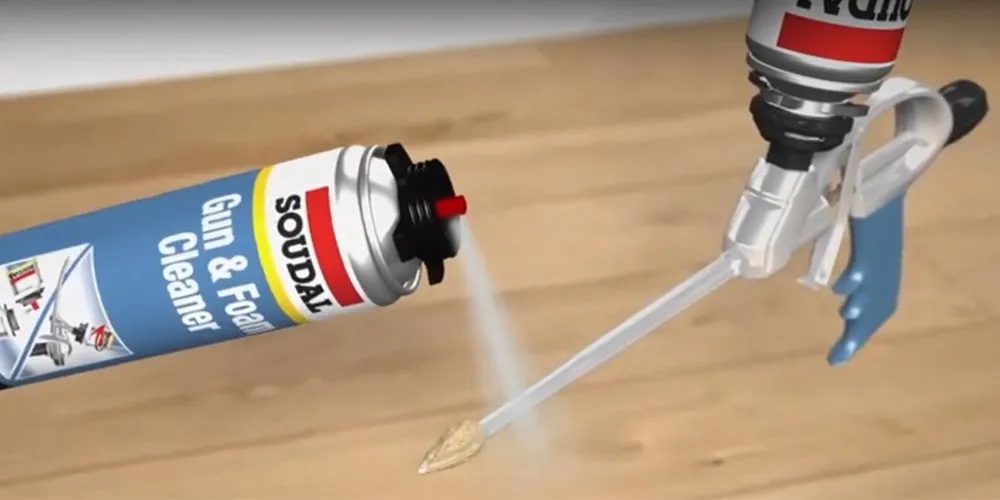 Czyszczenie pistoletu do pianki montażowej SOUDAL