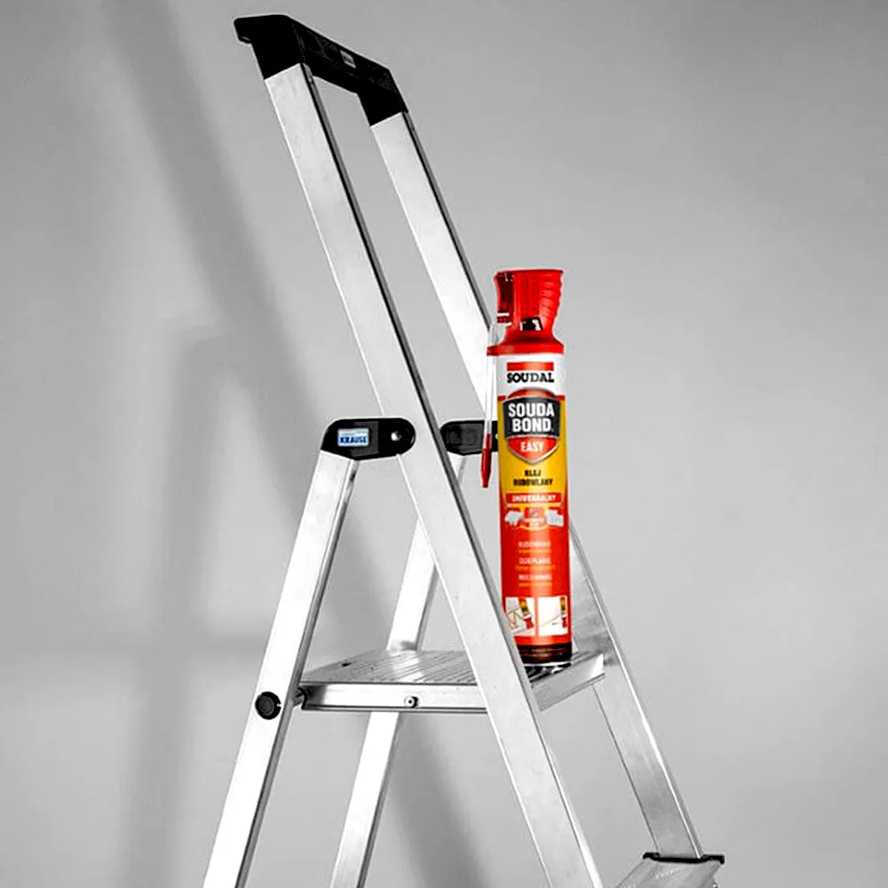 Aplikacja kleju budowlanego Soudal